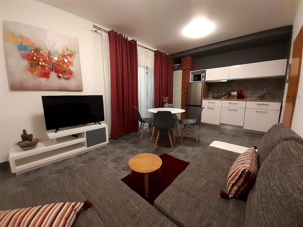 Solis Adriaticum Apartments Jasenice  Bagian luar foto