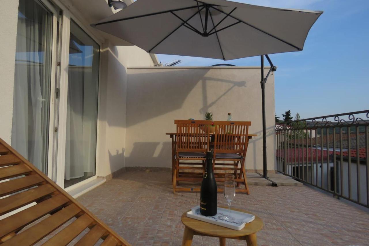 Solis Adriaticum Apartments Jasenice  Bagian luar foto